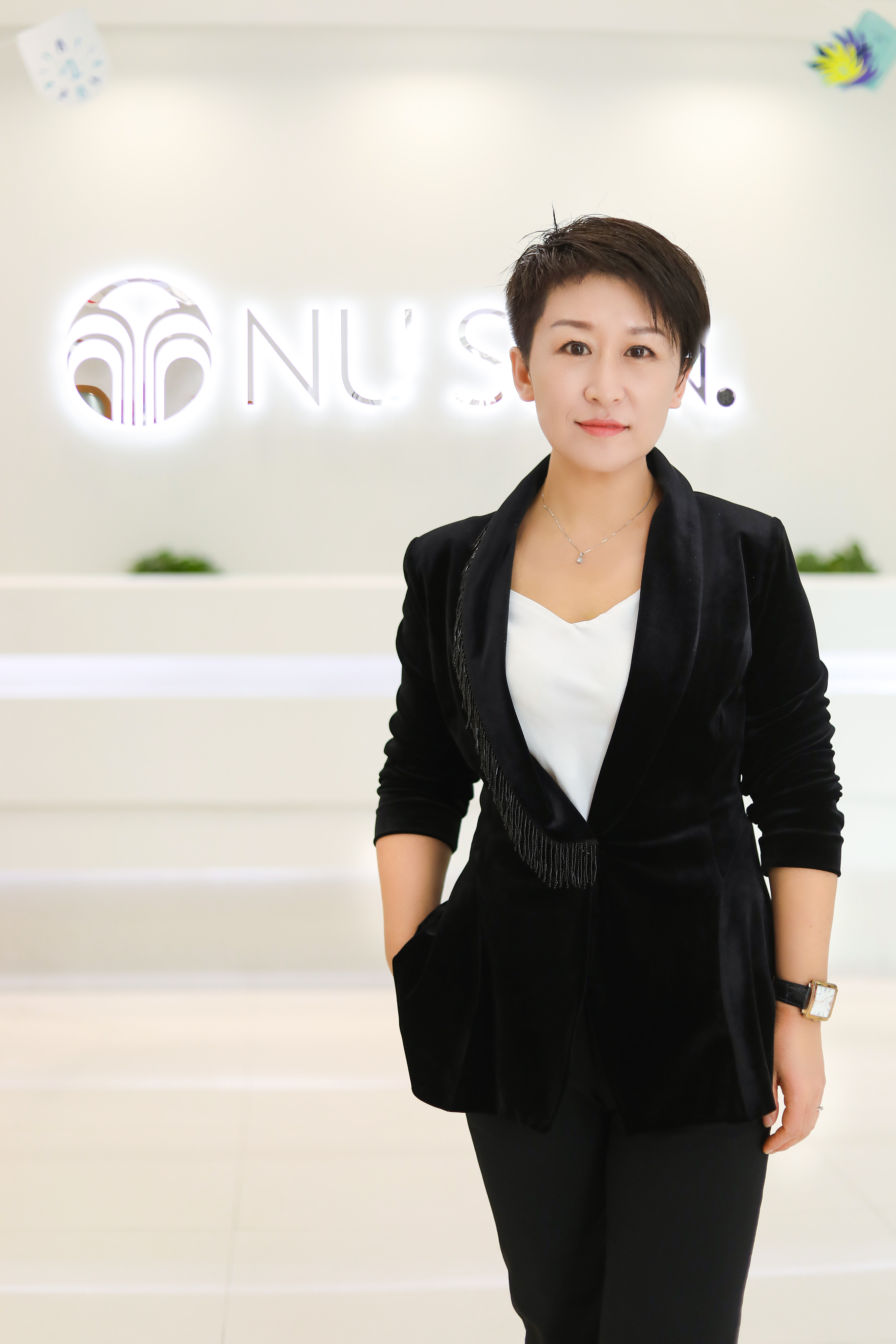 美人潭|職場女神 如新事業(yè)伙伴韓利：折騰中預(yù)見更好的自己